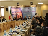 در نخستین نشست هفته صادرات اصفهان در اتاق بازرگانی ویژه مواد معدنی،  تاکید بر ایجاد و توسعه شرکت های مدیریت صادرات،راه اندازی مجتمع صادراتی سنگ،نگاه ویژه تولید کنندگان به صادرات    