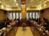 با حضور هیات چینی در اتاق بازرگانی اصفهان مطرح شد،  مرکز تجاری  جمهوری اسلامی  ایران در شانگهای چین ، نمایشگاه و فروشگاه محصولات ساخت  ایران 