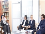 دلارزدایی و مبارزه با قاچاق، دو راهکار رشد اقتصاد کشور است