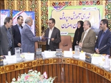 در یکصد و دهمین جلسه شورای اموزش و پرورش استان اصفهان  تفاهم نامه همکاری اتاق بازرگانی با اداره کل آموزش و پرورش استان اصفهان