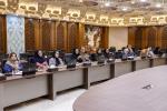 در چهاردهمین نشست کمیسیون مسئولیت اجتماعی شرکتی مطرح شد اجماع و مطالبه عمومی برای حل مشکل آلودگی هوای اصفهان  چهاردهمین نشست کمیسیون مسئولیت اجتماعی شرکتی اتاق بازرگانی اصفهان به‌منظور بررسی برنامه‌ها و اهداف کمیته‌های تخصصی برگزار شد.  به گزارش واحد توسعه ارتباطات اتاق بازرگانی اصفهان، در این جلسه 